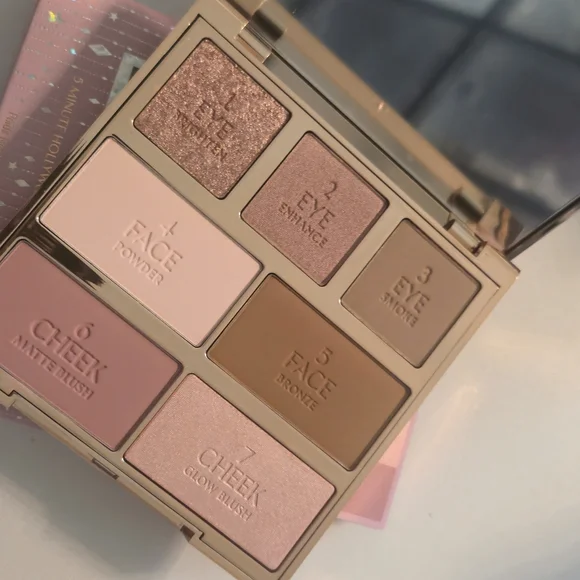 Charlotte Tilbury Blush Palette - Cool Neutral- Sold Out Limited Edition - Picture 3 of 4